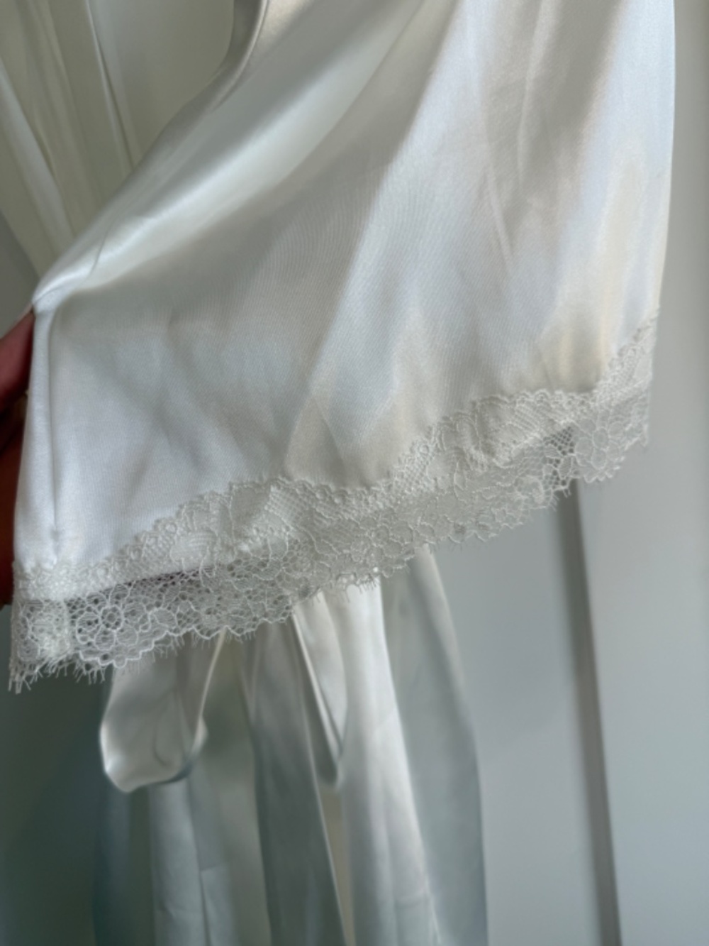 In Bloom by Jonquil Bride Robe - Picture 3 of 5